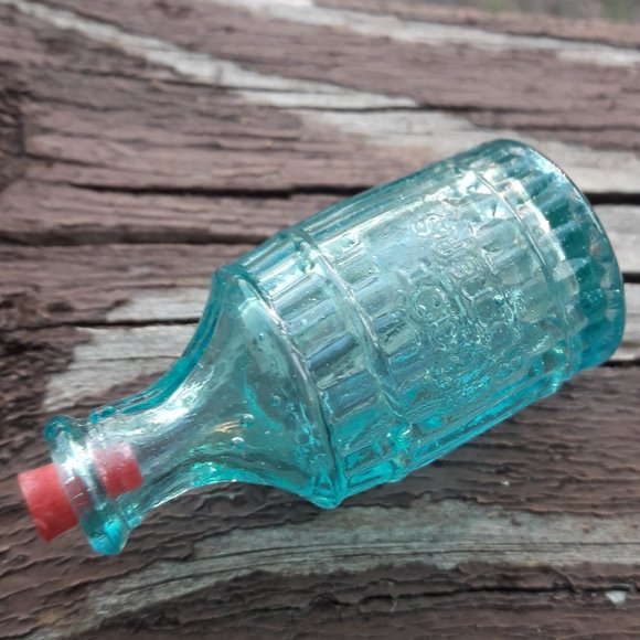 Vintage Glass Bottle with Lid Blue Art Glass Mini Dollhouse Wheaton Root Bitters - Picture 13 of 14